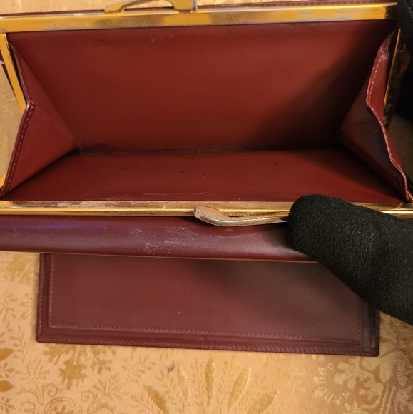 EUC Cartier Kiss Long Wallet - Picture 4 of 11